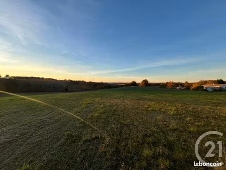 terrain 5 212 m² piquecos