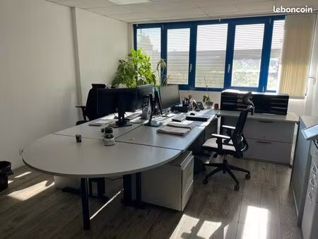 bureaux 90 m²