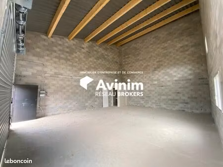 entrepôt 80 m² fayence