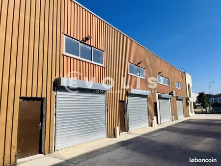 local d'activité 271 m²