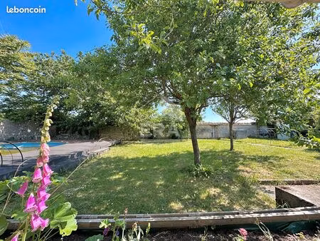 propriété 7 pièces 195 m²