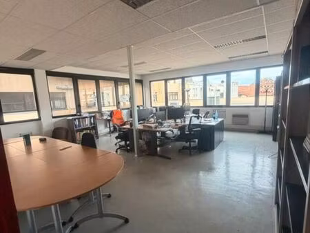 bureau 300 m2 / a louer ou à vendre