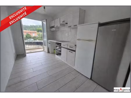 vente appartement 3 pièces 60 m² à le luc (83340)  155 000 €