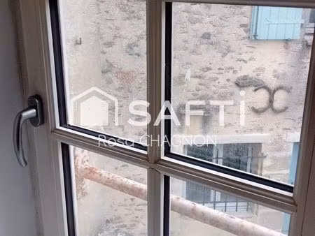 local 114 m² vouvant