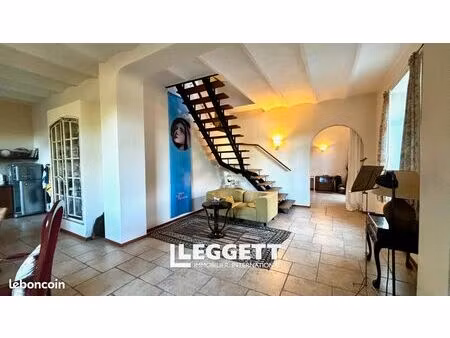 maison 6 pièces 138 m²