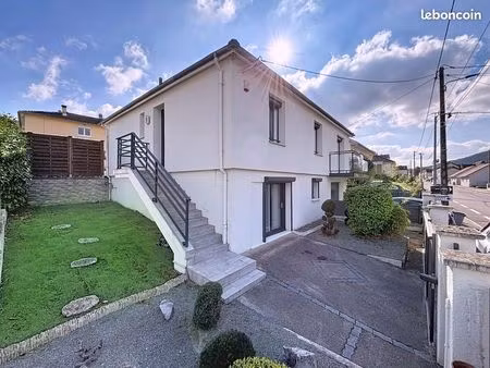 maison 4 pièces 121 m²