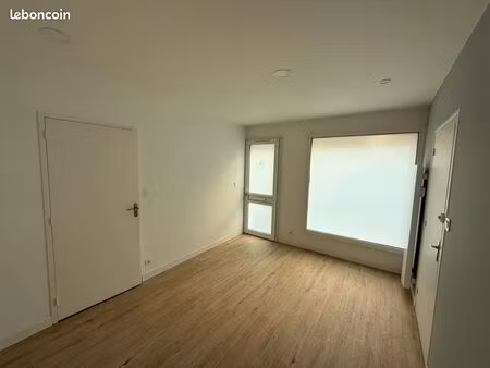 local centre cerizay