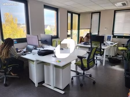 bureaux 70 m²
