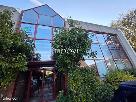bureaux 410 m²