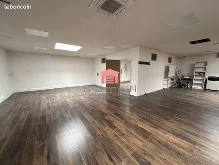 bureaux 127 m² neuilly-sur-marne