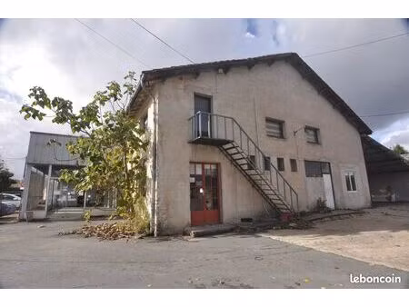 bureaux 2654 m² ribérac