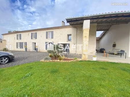ferme 7 pièces 247 m²