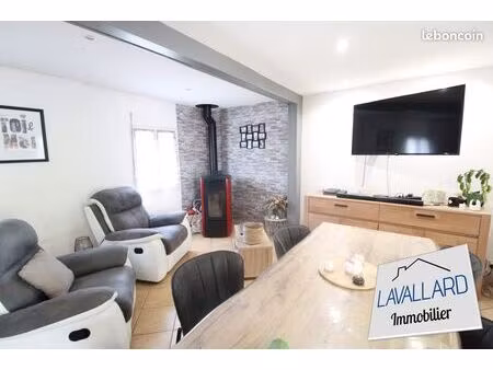 maison 4 pièces 77 m²