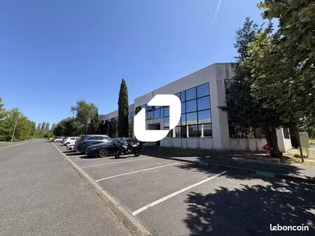 local d'activité 131 m²