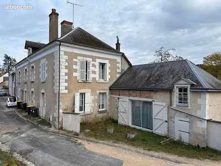 immeuble 1528 m² cour cheverny