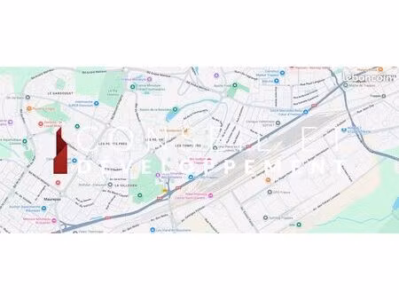 boutique 55 m² elancourt