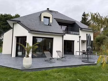 vente maison à locqueltas (56390) : à vendre / 169m² locqueltas