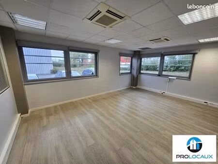bureaux 105 m² boves