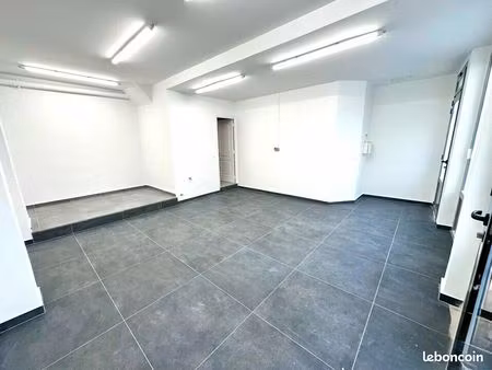 local commercial 38 m²