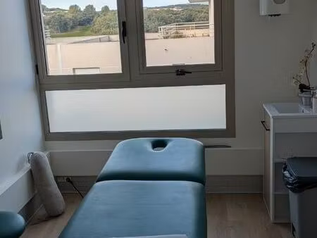 bureau a louer dans cabinet de kiné