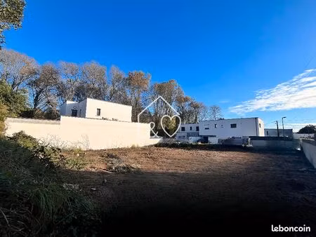 terrain 379 m² coueron