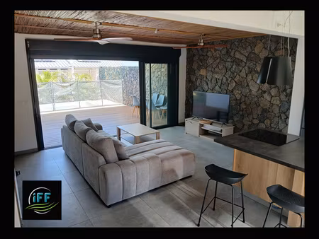 villa f4 grand fond avec piscine