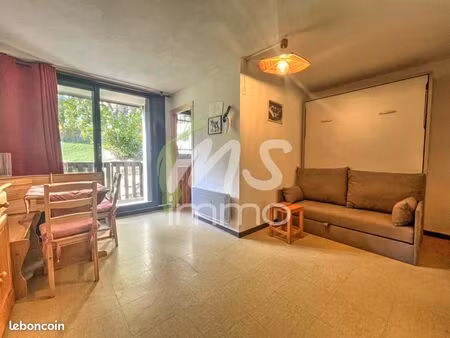 appartement 2 pièces 27 m²