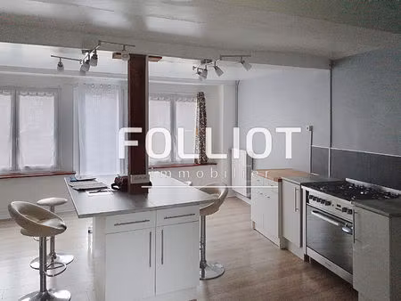 a louer - montbray - maison de bourg t5 (158 m²) avec jardin et garage