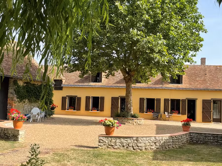 propriété de caractère – longère de 225 m² – dépendances – terrain paysagé de + 4 000 m²