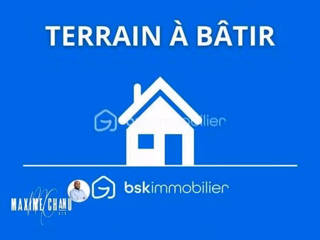 terrain constructible de 690 m² à montpellier  viabilisé