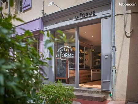 immeuble - commerce centre ville clisson