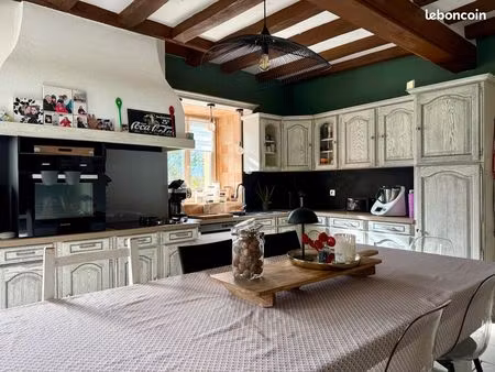 longère 6 pièces 203 m²