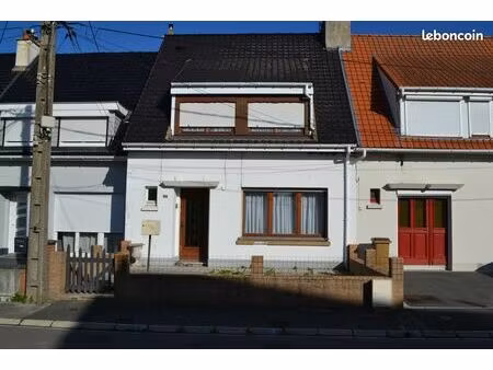 maison de 98m2   3 chambres a steene