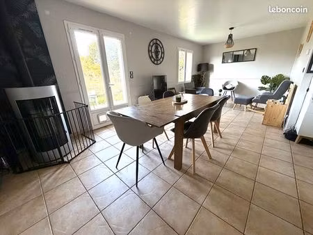 maison 5 pièces 93 m²