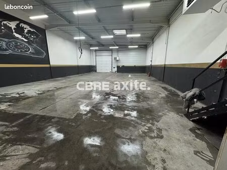 local d'activité 380 m²