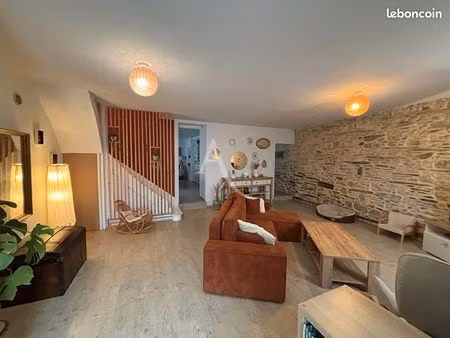 maison 5 pièces 135 m²