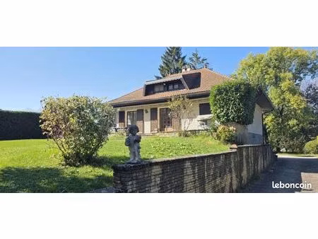 villa 7 pièces 224 m²