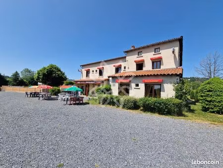 maison 12 pièces 499 m²