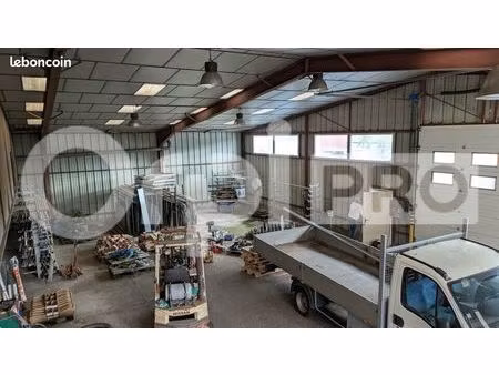 local d'activité 746 m²