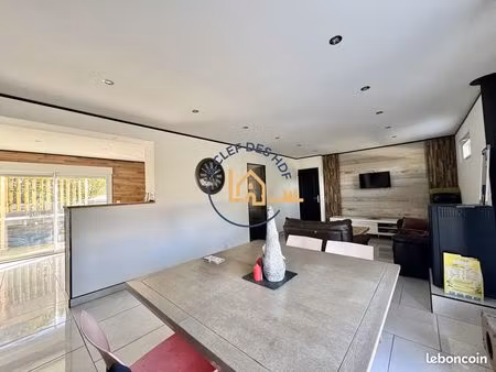 propriété 7 pièces 137 m²
