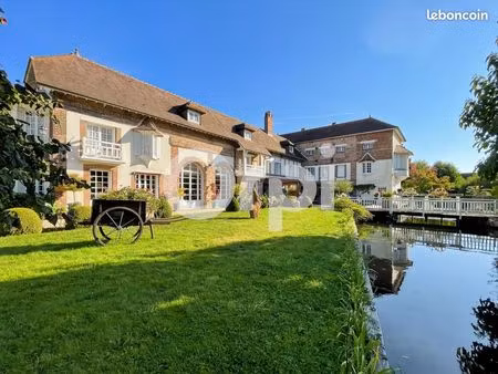 moulin 7 pièces 550 m²