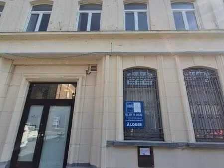 local commercial 150 m²