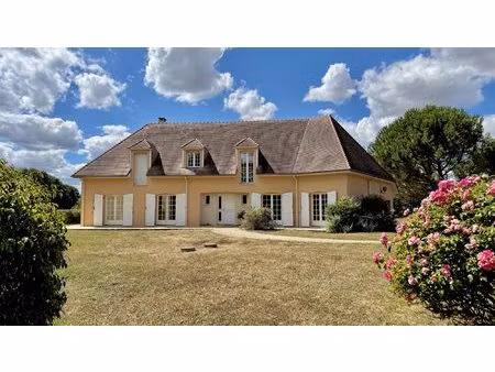 propriété 245 m2 - 20 min le mans