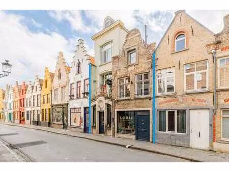 affaires horeca prospère et ambiance avec logement