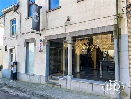 poss. appartement + commerce
