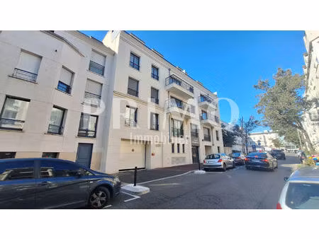 parking / box antony