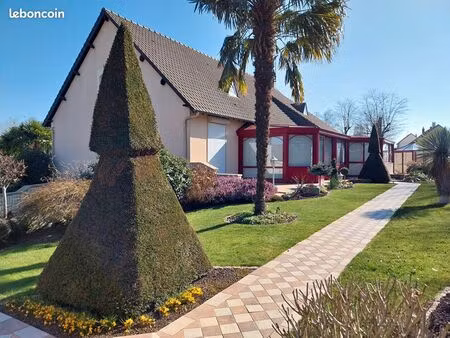 pavillon 9 pièces 206 m²