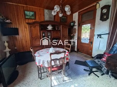 maison avec double garage à rénover entièrement