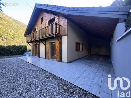 maison 5 pièces 121 m²