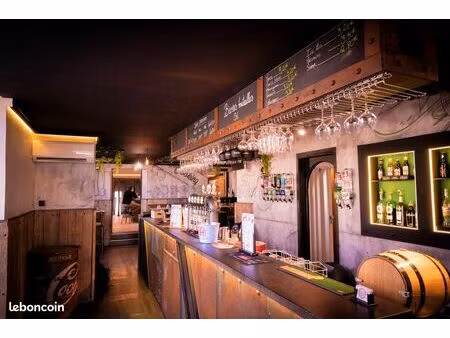 fonds de commerce bar  restaurant 120 m²